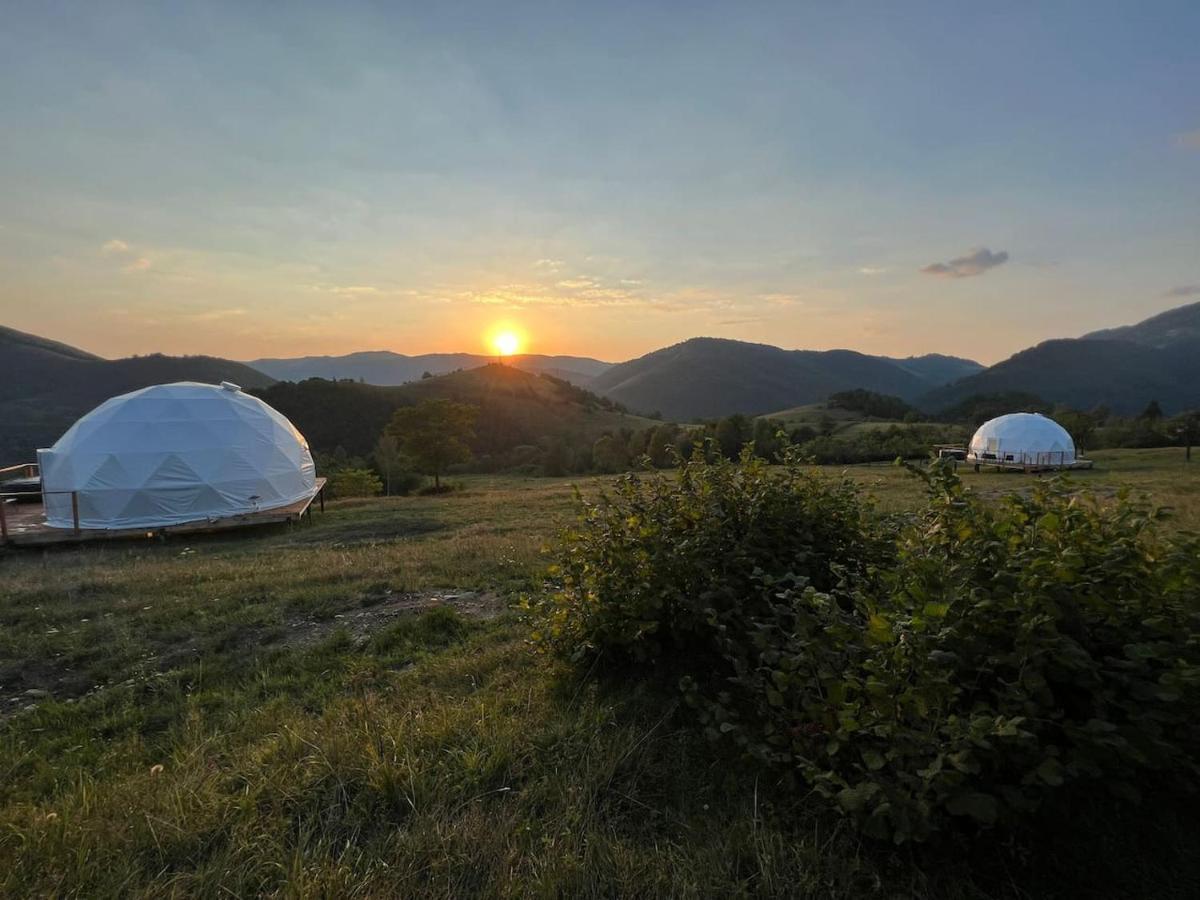 Starry Dome - Manta'S Retreat Glamping Cornereva Hotel Eksteriør billede
