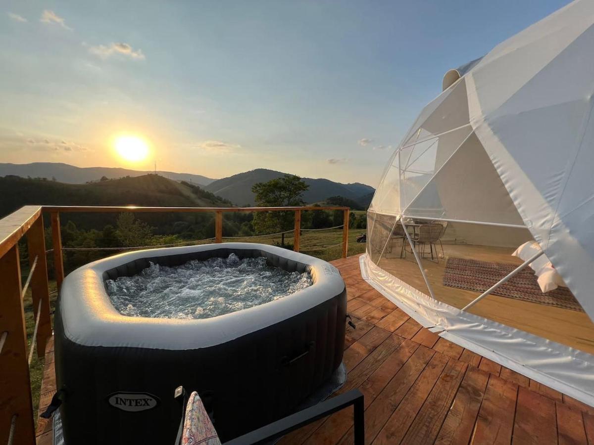 Starry Dome - Manta'S Retreat Glamping Cornereva Hotel Eksteriør billede