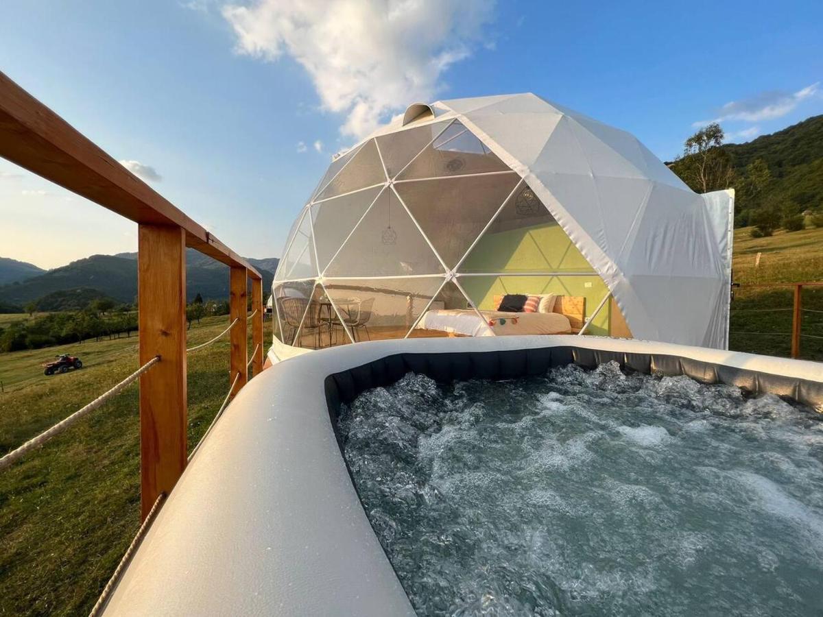 Starry Dome - Manta'S Retreat Glamping Cornereva Hotel Eksteriør billede