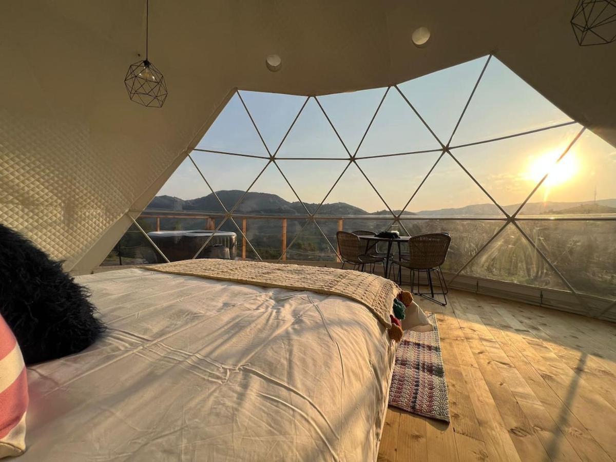 Starry Dome - Manta'S Retreat Glamping Cornereva Hotel Eksteriør billede