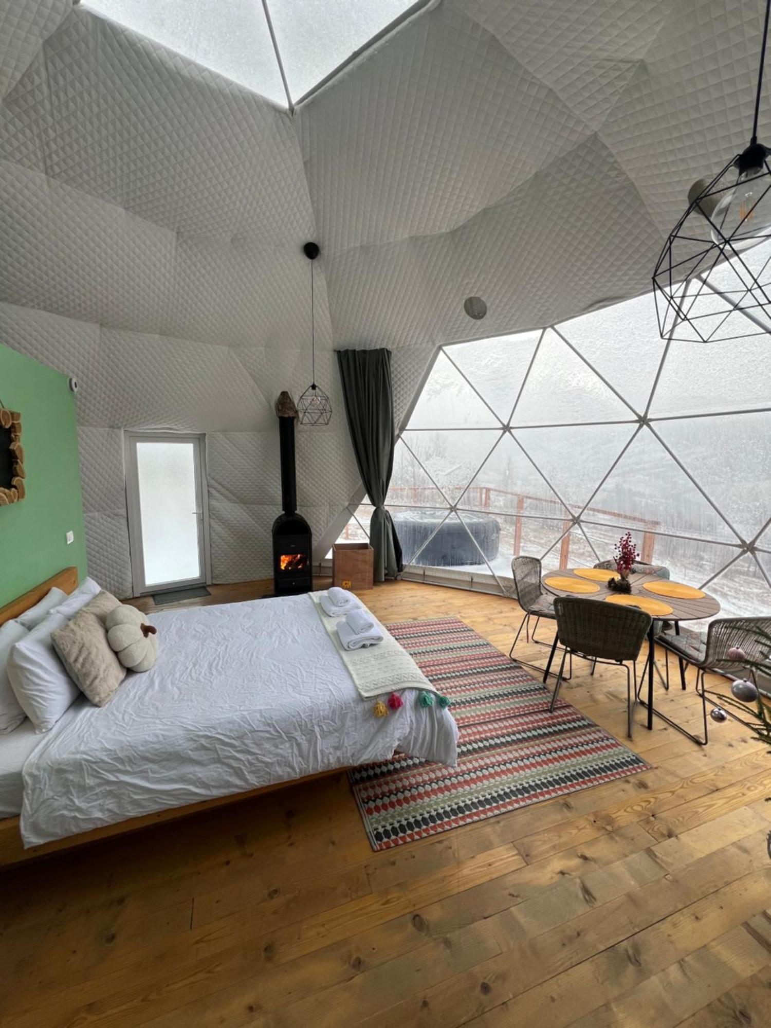 Starry Dome - Manta'S Retreat Glamping Cornereva Hotel Eksteriør billede